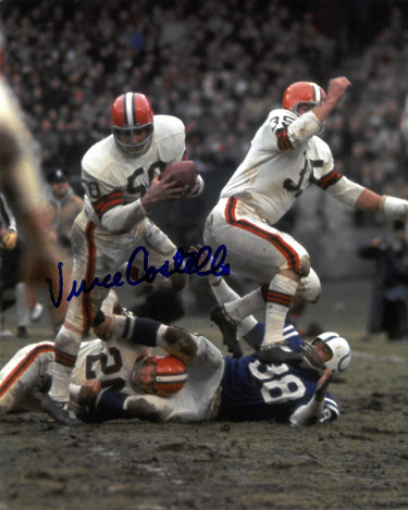 Vince Costello signed Cleveland Browns Vintage 8x10 Photo (vs Colts)